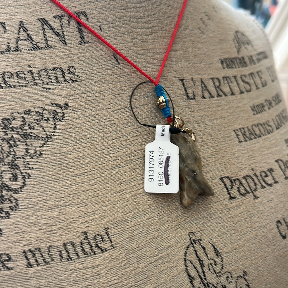 NWT Free People Red Cord Adjustable Necklace with Fish Pendant - Picture 9 of 9